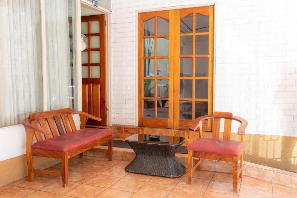 Sura Bed And Breakfast San José Exterior foto